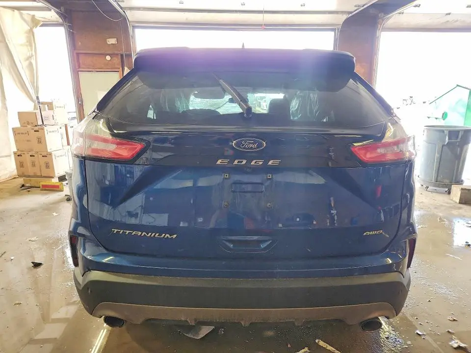 2022 FORD EDGE TITANIUM  