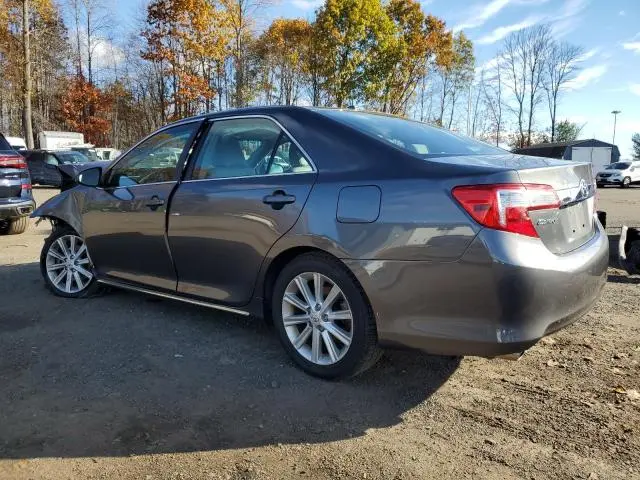2014 TOYOTA CAMRY SE  