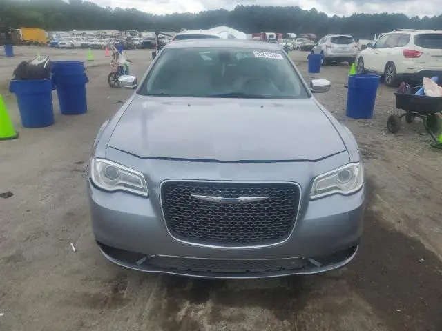2017 CHRYSLER 300C   