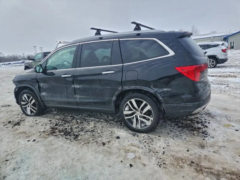 2017 HONDA PILOT TOURING  