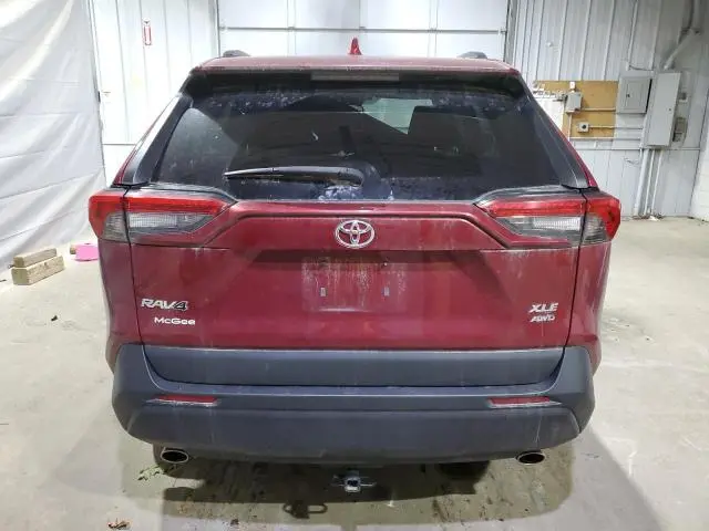 2021 TOYOTA RAV4 XLE  