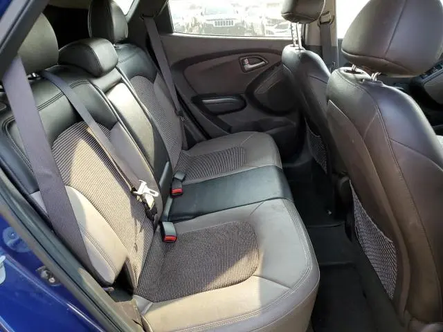 2011 HYUNDAI TUCSON GLS  