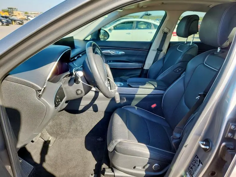 2022 GENESIS GV70 BASE  