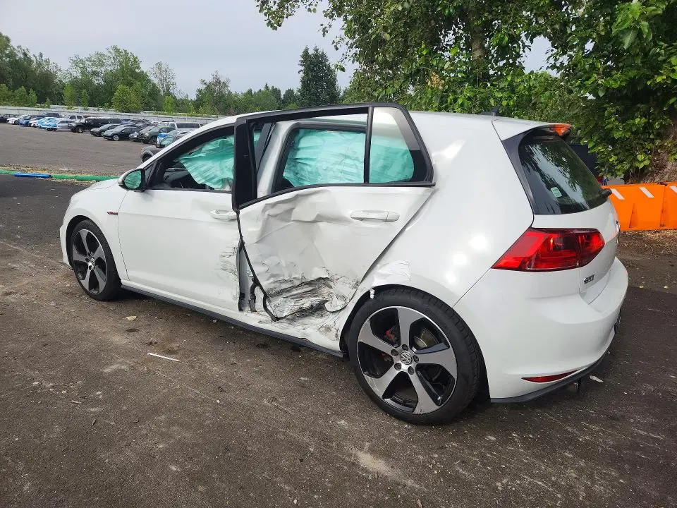 2016 VOLKSWAGEN GTI   