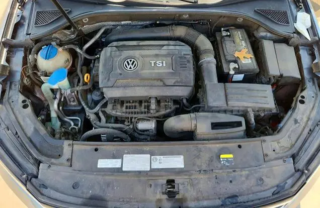 2017 VOLKSWAGEN PASSAT SE  