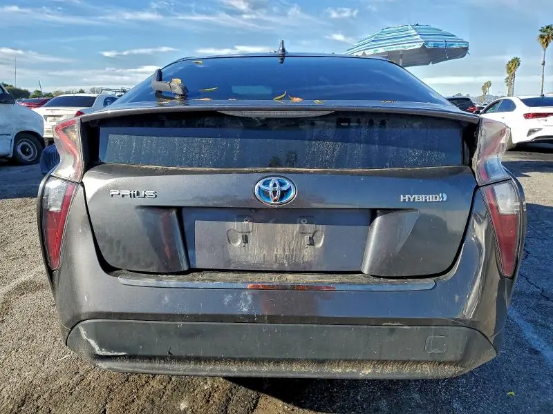 2016 TOYOTA PRIUS   