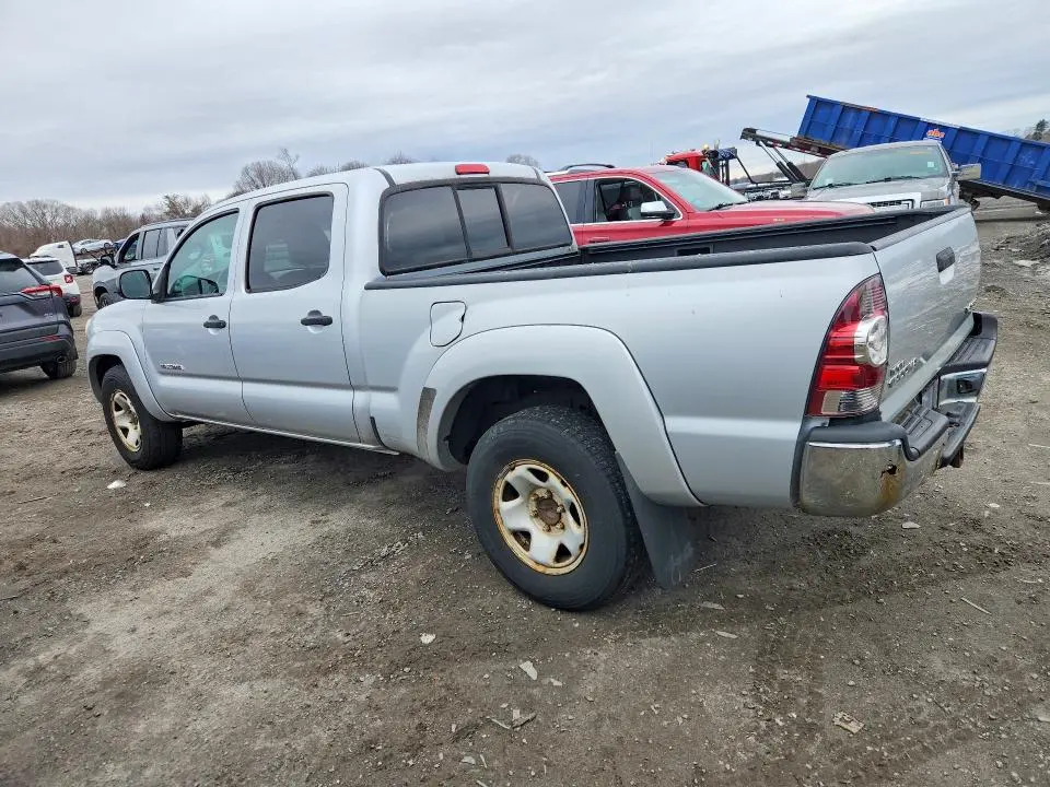 2011 TOYOTA TACOMA V6  