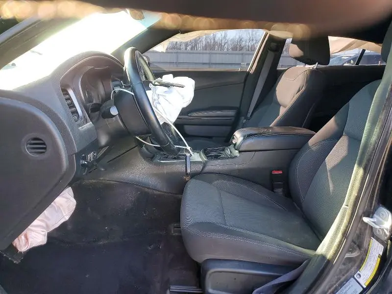 2016 DODGE CHARGER SE  