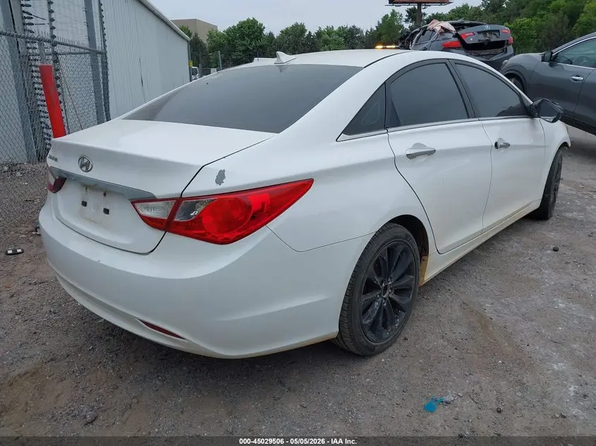 2013 HYUNDAI SONATA GLS