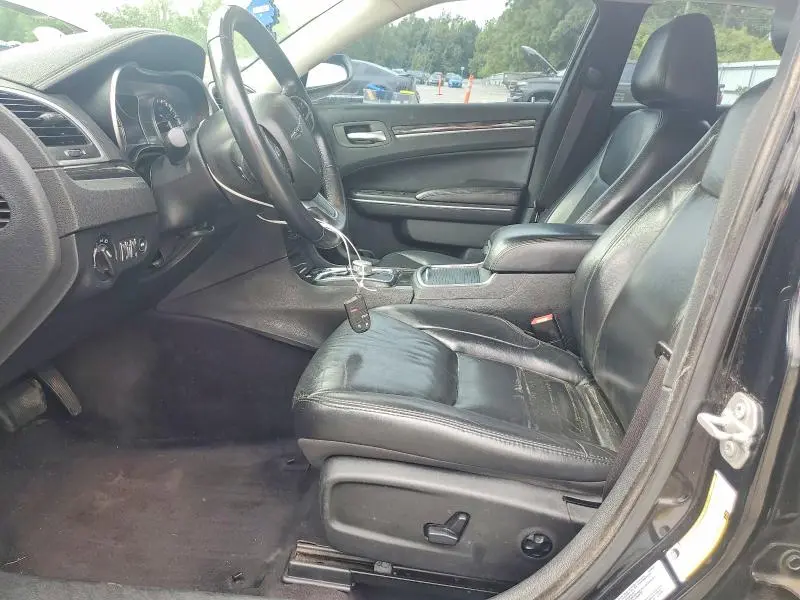 2017 CHRYSLER 300 LIMITED  