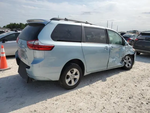 2015 TOYOTA SIENNA LE  