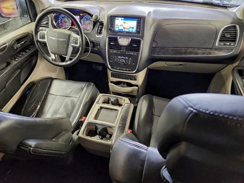 2011 CHRYSLER TOWN & COUNTRY TOURING L  