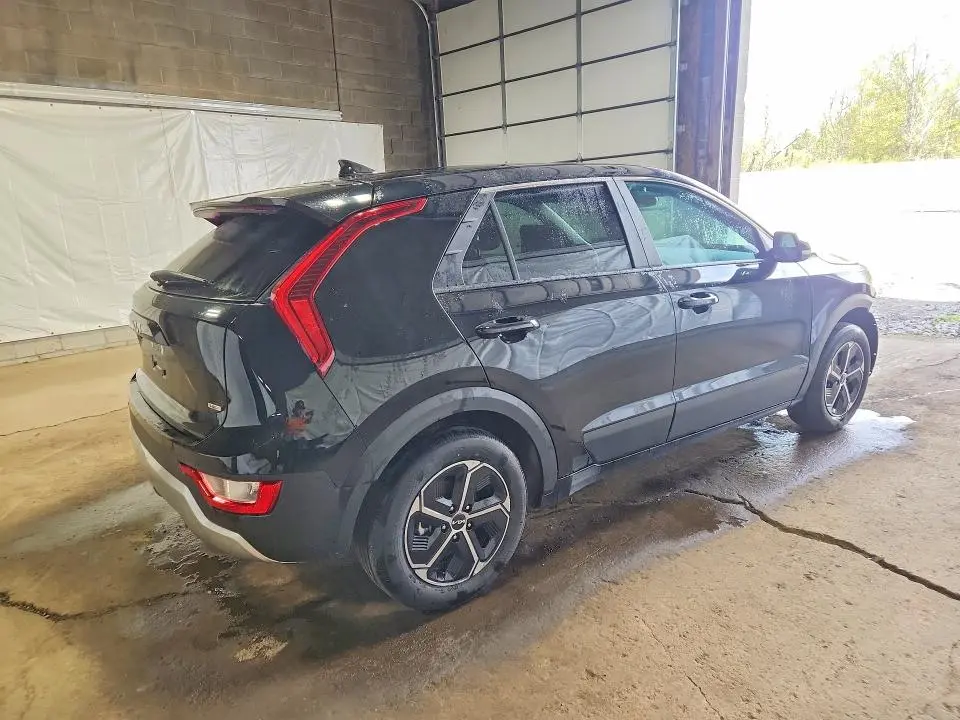 2026 KIA NIRO LX  