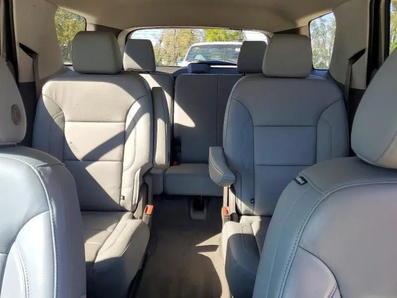 2019 CHEVROLET TRAVERSE LT  