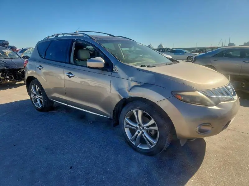 2010 NISSAN MURANO S  