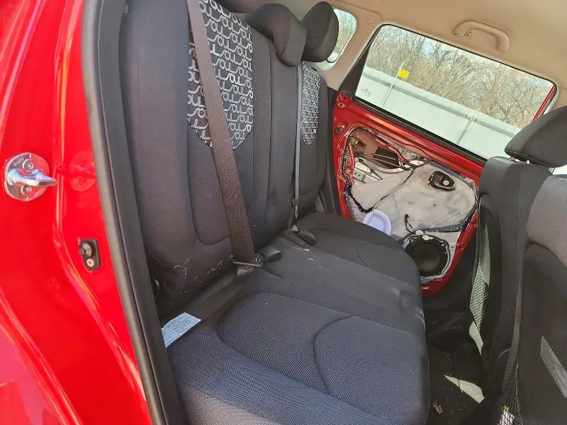 2011 KIA SOUL +  