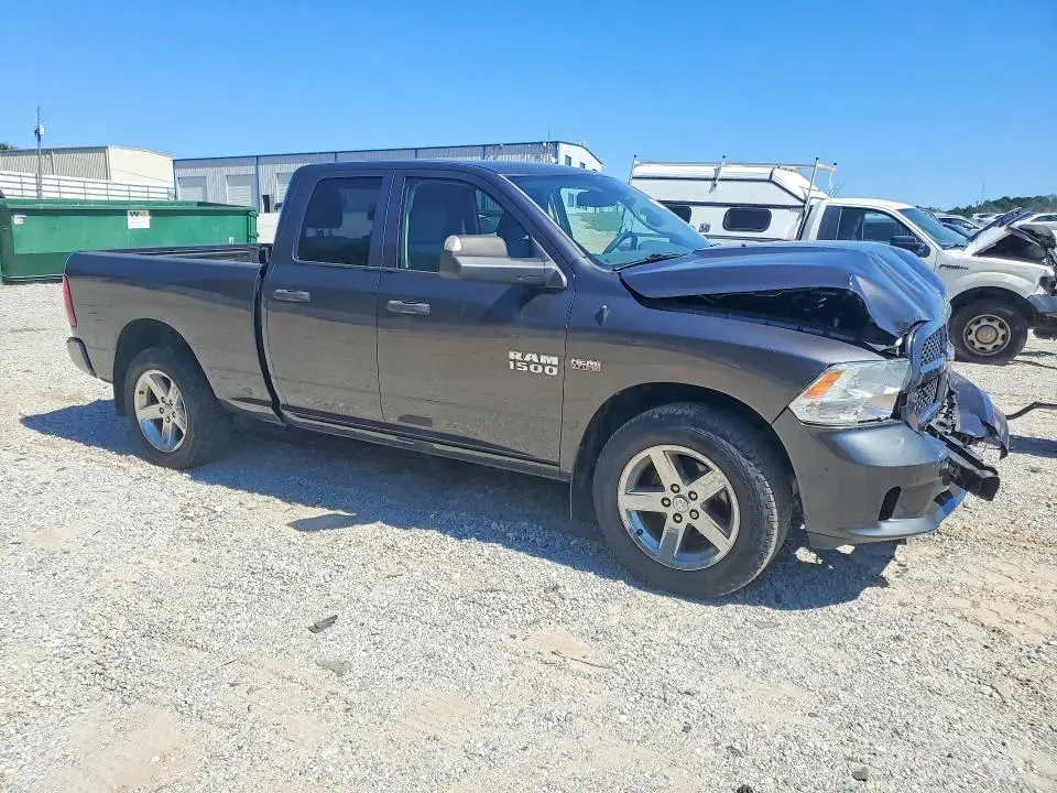 2016 RAM 1500 ST  