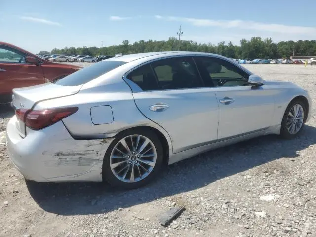 2018 INFINITI Q50 LUXE