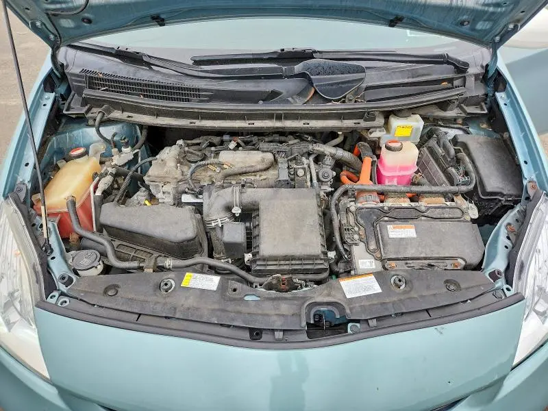 2015 TOYOTA PRIUS TWO  