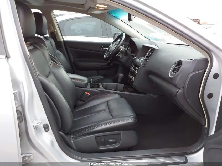2011 NISSAN MAXIMA 3.5 SV