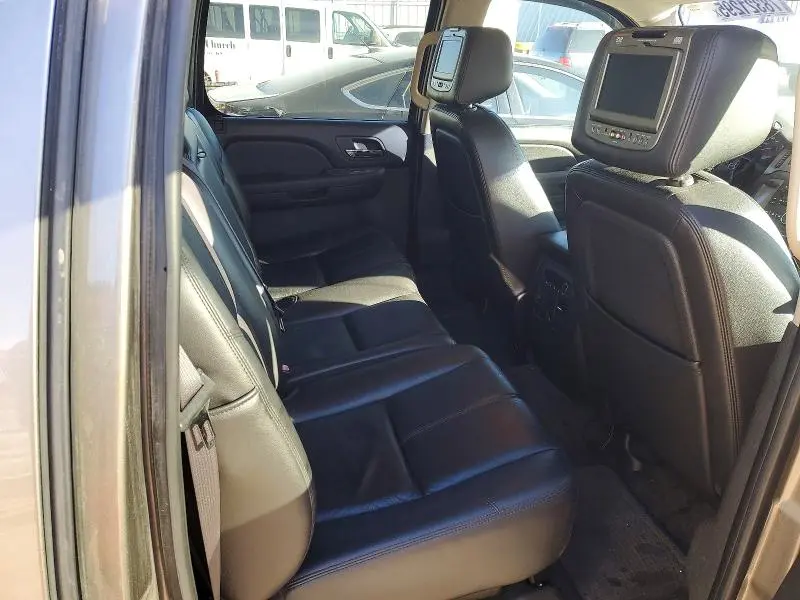 2011 CHEVROLET AVALANCHE LT  