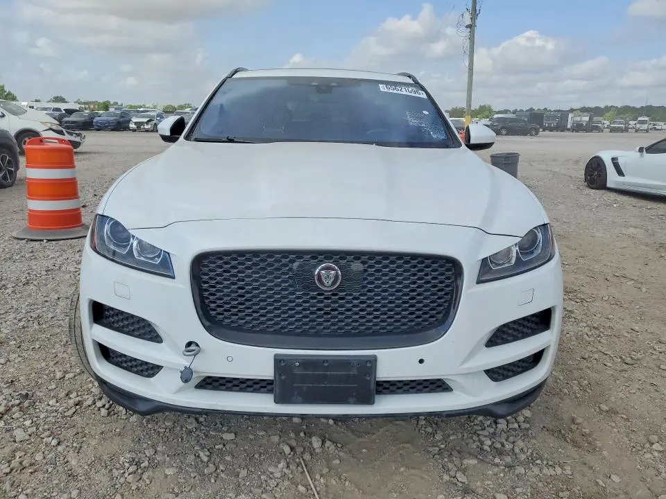 2019 JAGUAR F-PACE PRESTIGE  