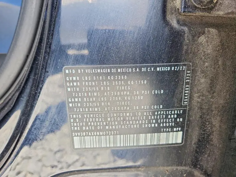 2022 VOLKSWAGEN TIGUAN SE  