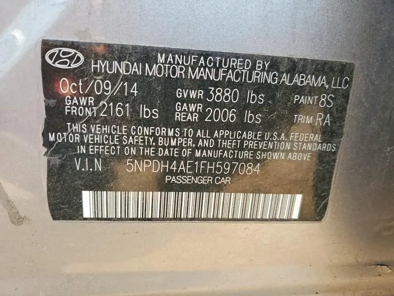 2015 HYUNDAI ELANTRA SE  