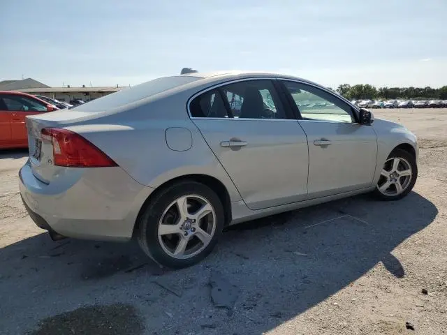 2012 VOLVO S60 T5