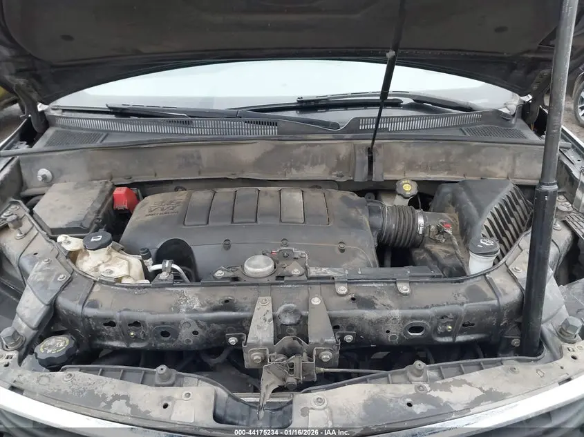 2014 CHEVROLET TRAVERSE LS