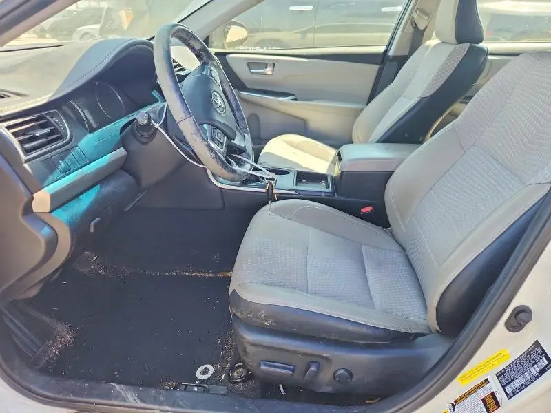 2015 TOYOTA CAMRY SE  
