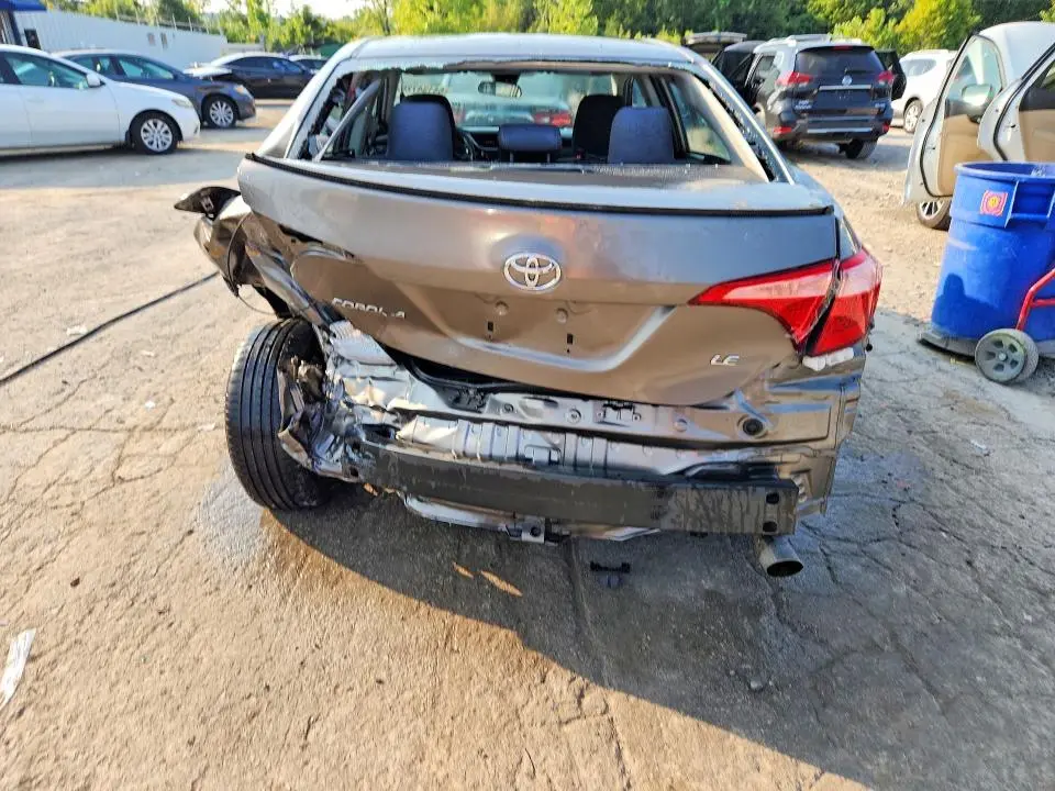 2018 TOYOTA COROLLA LE  