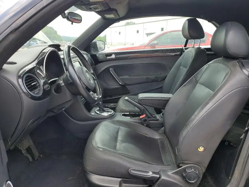 2013 VOLKSWAGEN BEETLE   