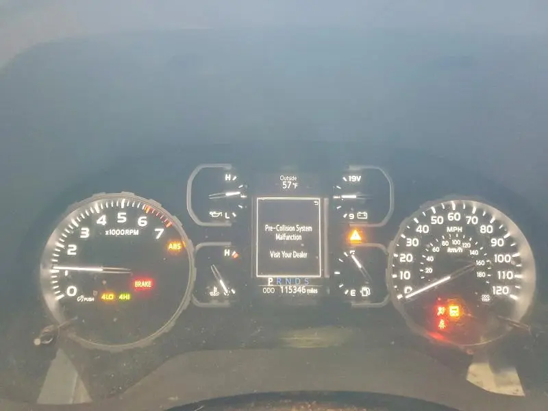 2018 TOYOTA TUNDRA SR5  