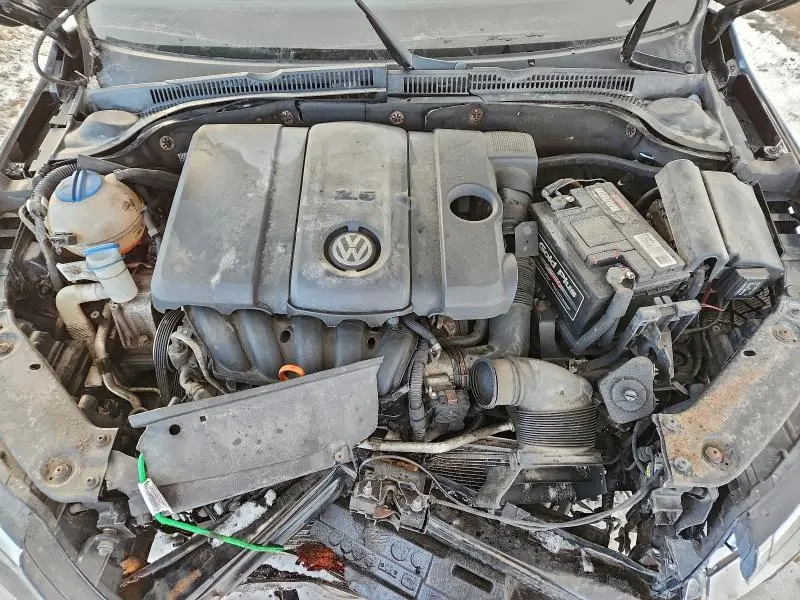 2012 VOLKSWAGEN JETTA SE  