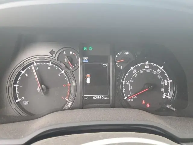 2023 TOYOTA 4RUNNER SR5  