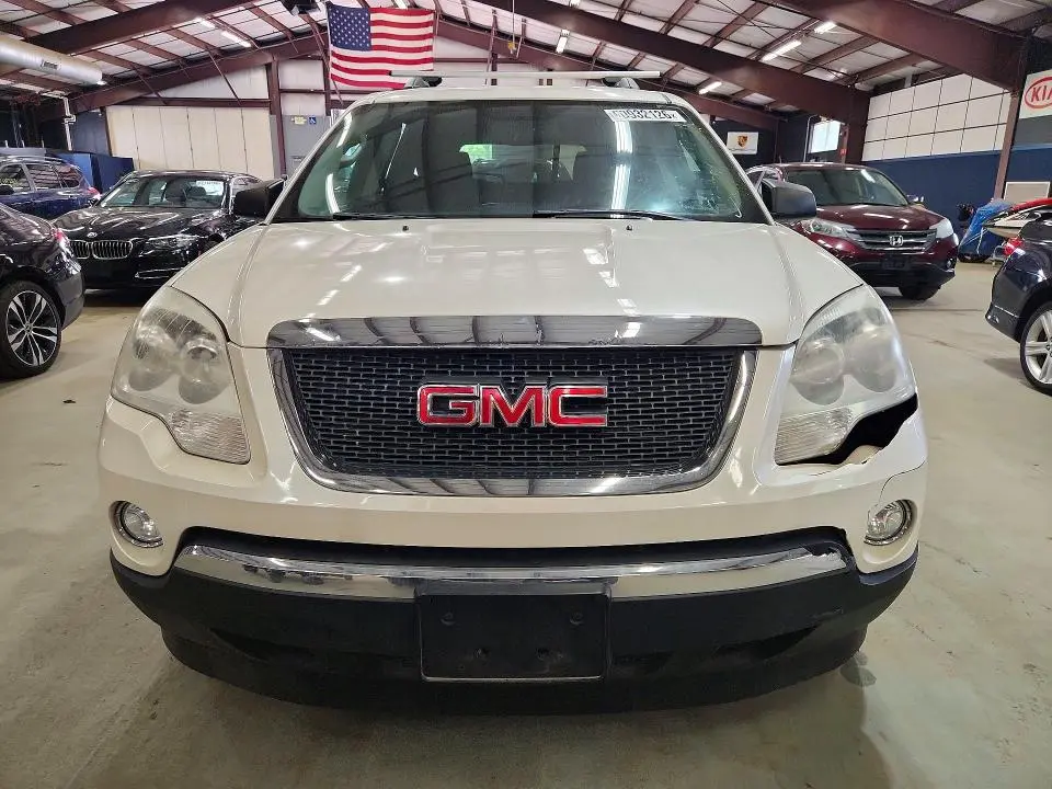 2012 GMC ACADIA SLE  