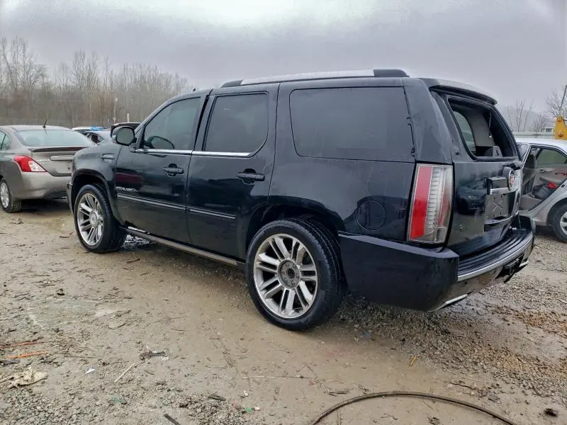 2013 CADILLAC ESCALADE PREMIUM  