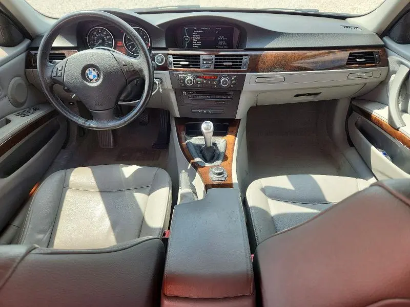 2011 BMW 335 XI  