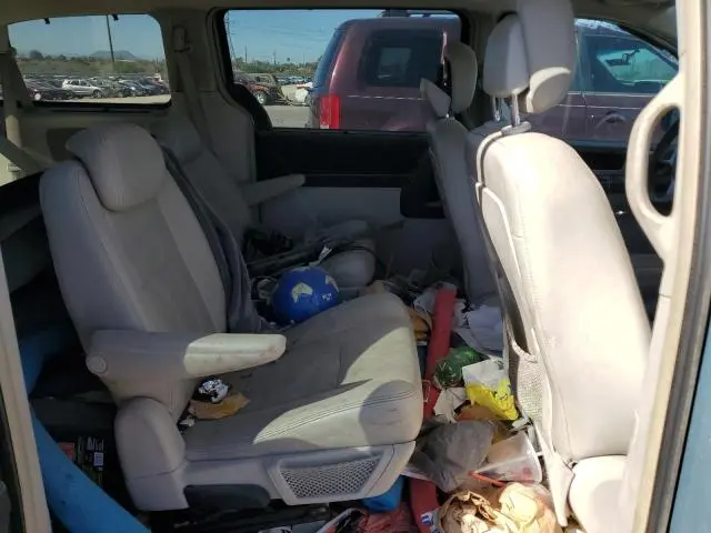 2010 CHRYSLER TOWN & COUNTRY TOURING PLUS  