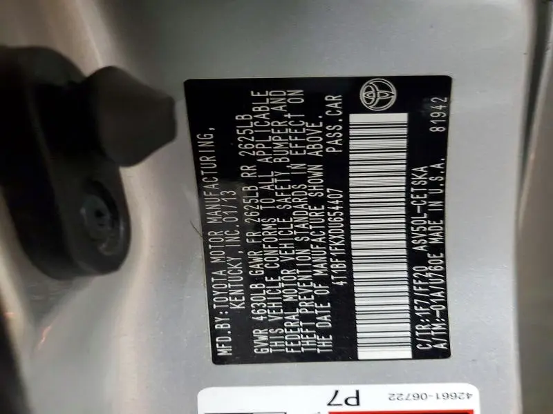 2013 TOYOTA CAMRY SE  