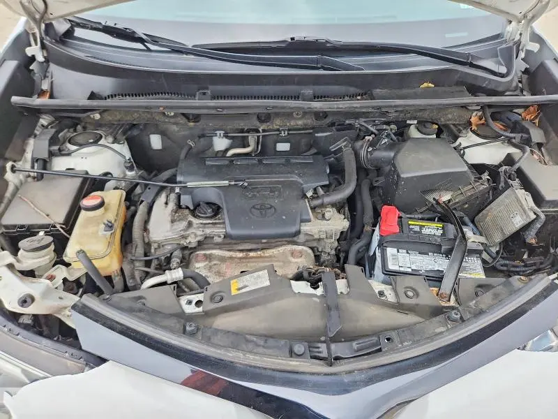 2016 TOYOTA RAV4 SE  