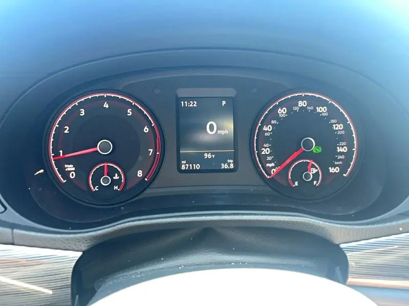2022 VOLKSWAGEN PASSAT R-LINE  