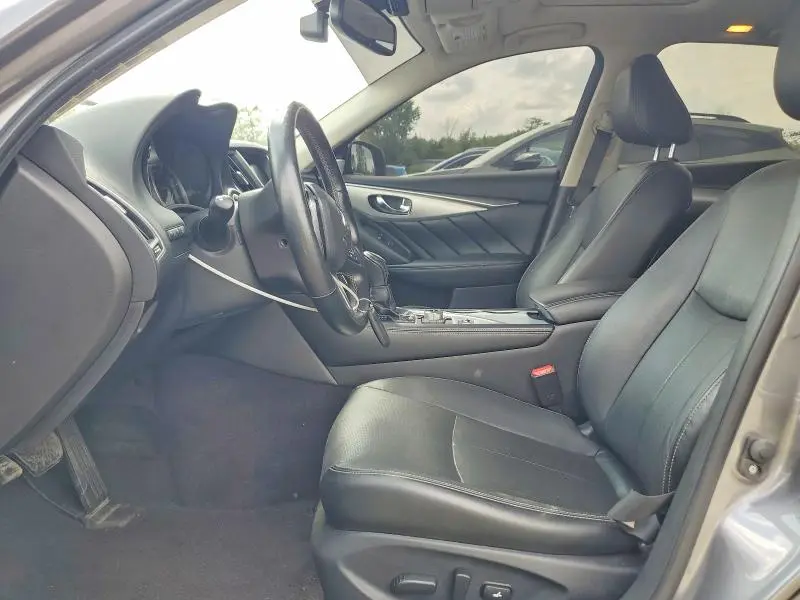 2021 INFINITI Q50 LUXE  