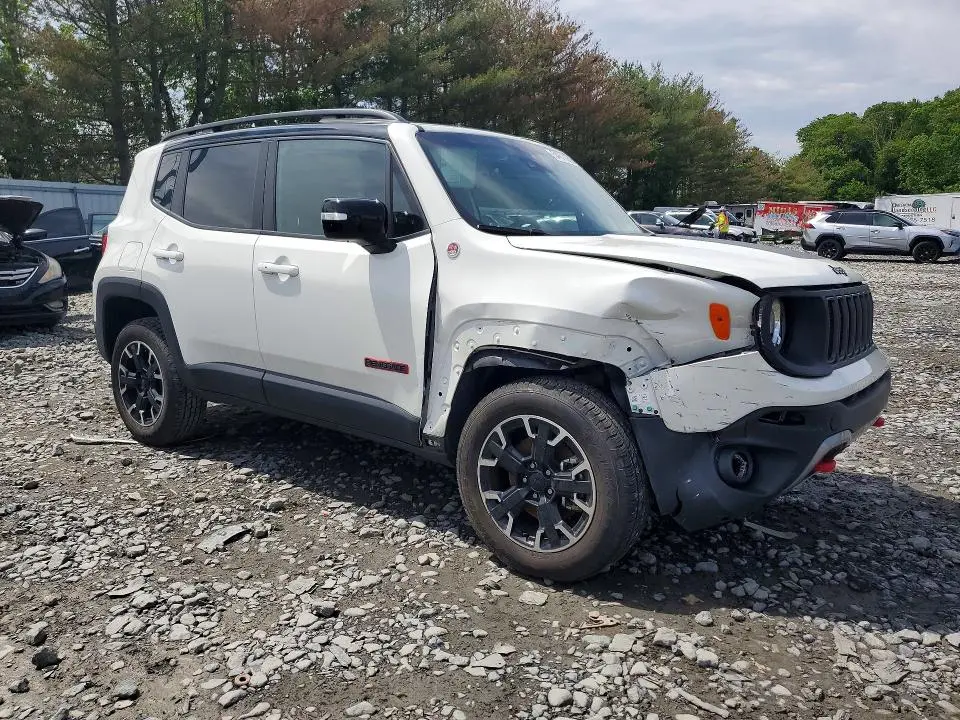 2023 JEEP RENEGADE TRAILHAWK  