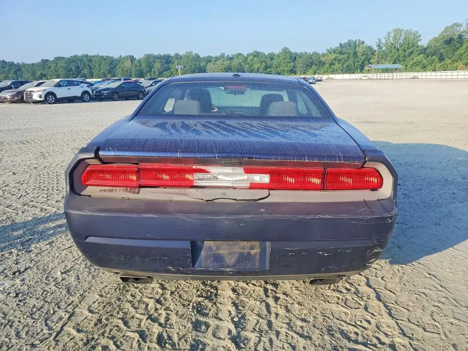 2013 DODGE CHALLENGER SXT  
