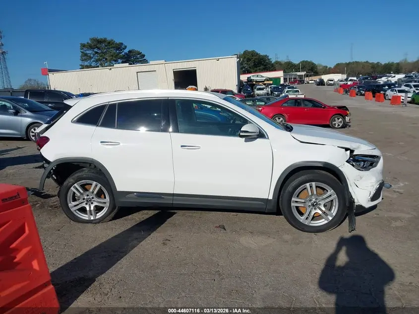 2023 MERCEDES-BENZ GLA 250  