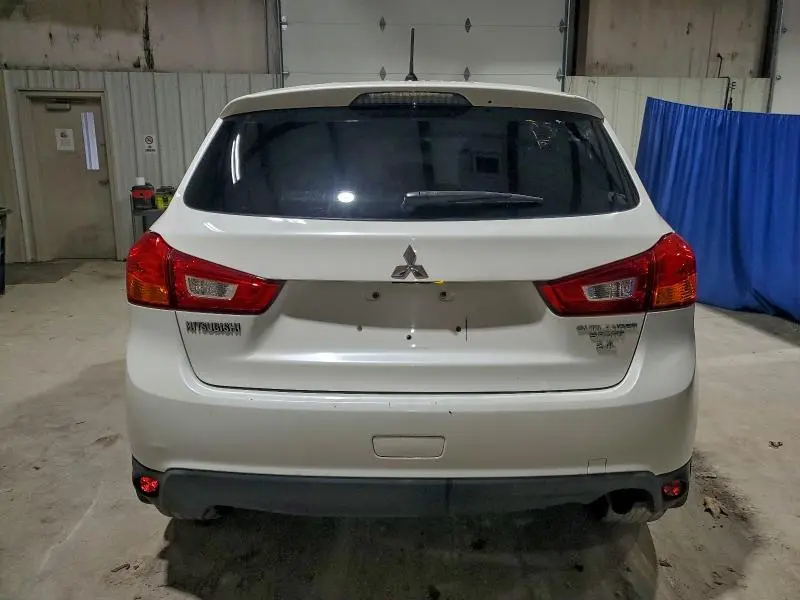 2016 MITSUBISHI OUTLANDER SPORT ES  