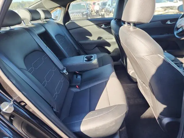 2023 KIA FORTE GT LINE  