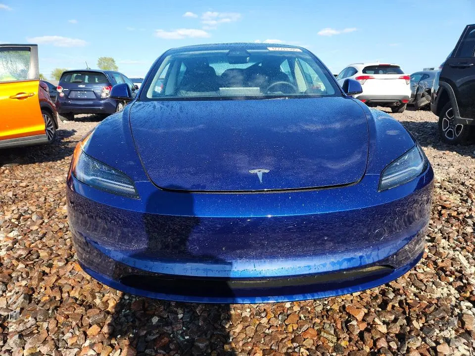 2024 TESLA MODEL 3   
